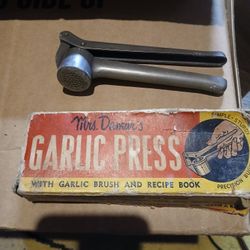 Garlic Press Vintage Mrs Demars Kitchenware Gadgets Press In The Box