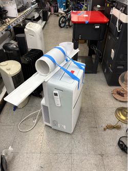 Whirlpool Portable Air Conditioner w/ Window Vent Kit