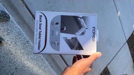 Back seat tablet holder