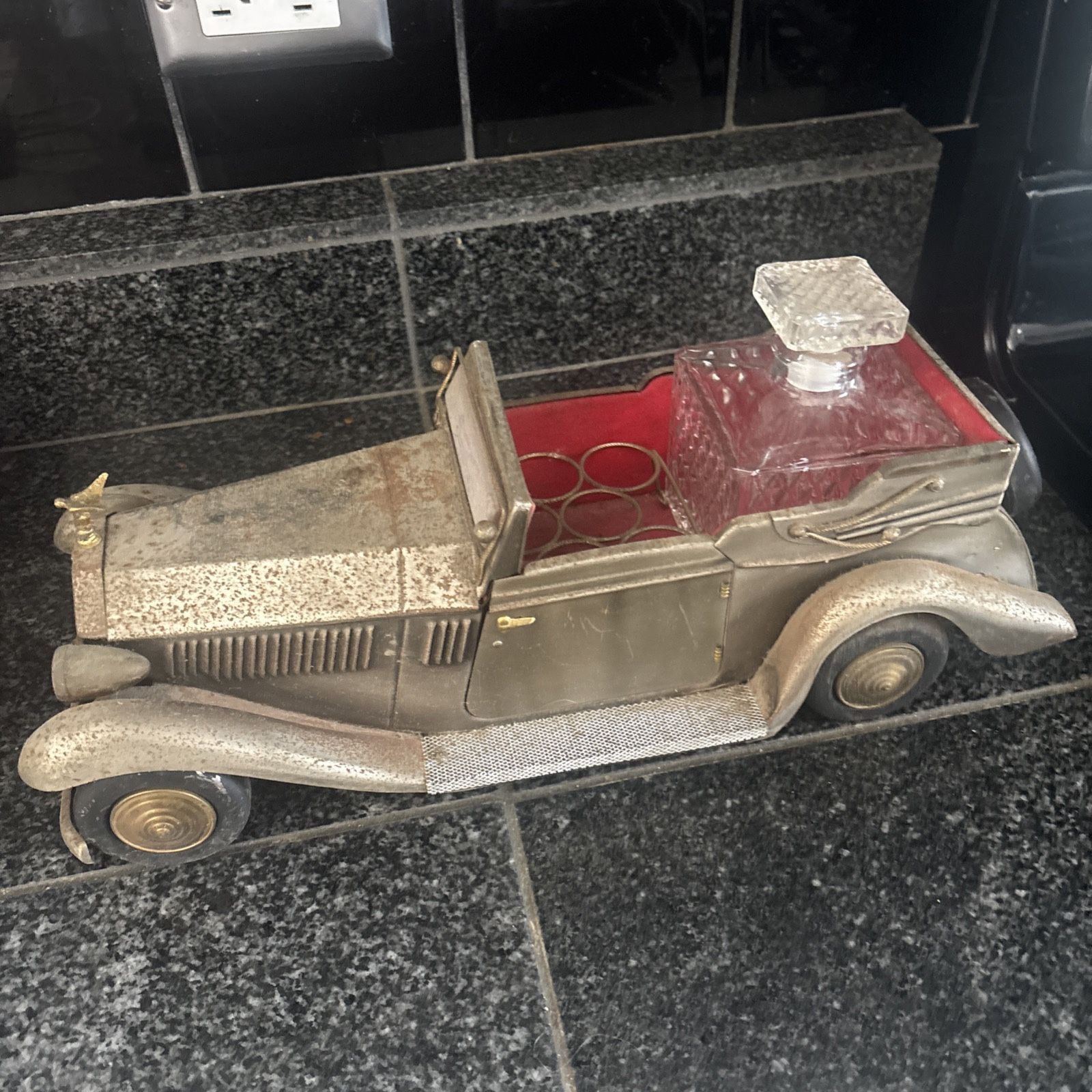 Vintage Musical 1950s Antique Car Decanter