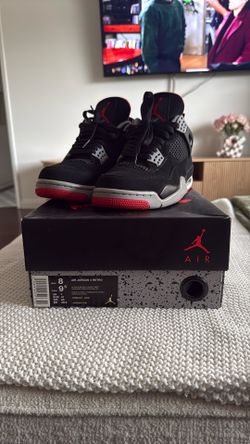 Air Jordan 4 bred 2019