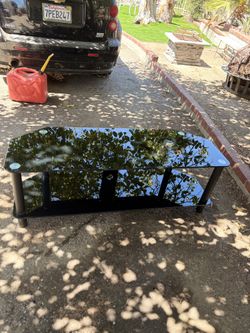 Black Class Tv Stand