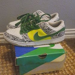 Oregon duck Dorenbeacher dunks