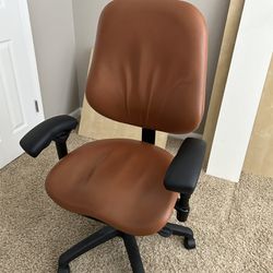 Office Chair - BodyBilt