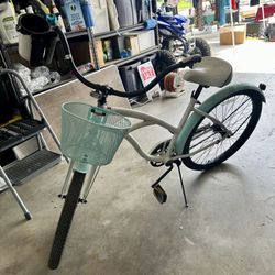 Huffy Bike Beach Cruiser
