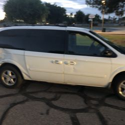 2006 Dodge Caravan 