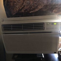 Lg 12,000 Btu Air Conditioner 