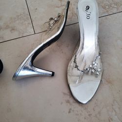 Womens Silver/clear Shoes Size 8.5 $5 Each Please See 4 Pix
