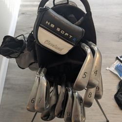 Golf Bag With Irons Wedges And Putter