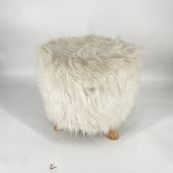 Faux Fur Foot Stool Ottoman with Wooden Legs – Pre-Owned 