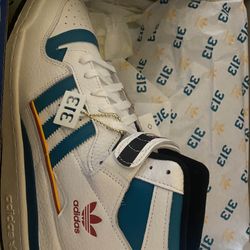 Adidas 313 Forum Low – Detroit Day Exclusive (Size 10.5, DS/Never Worn)  