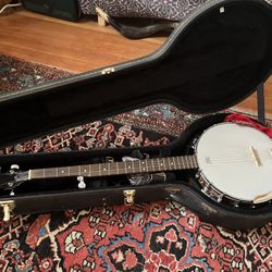Fender Banjo With Case And Strap