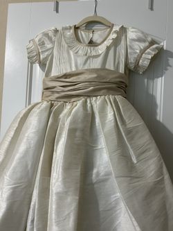 Beautiful Girls Dress 25.00, I Paid For 150.00 For It