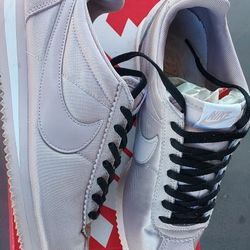 Womens Nike Cortez 7.5 Rose Nylon Good Conditon $39