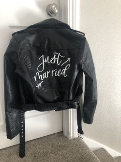 BRAND NEW LEATHER JACKET S/M