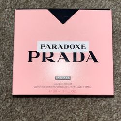 Prada Perfume