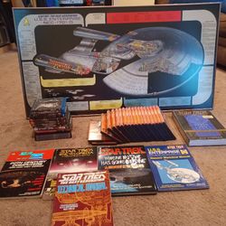 STAR TREK COLLECTABLES PLUS  DVDS BLU-RAY 