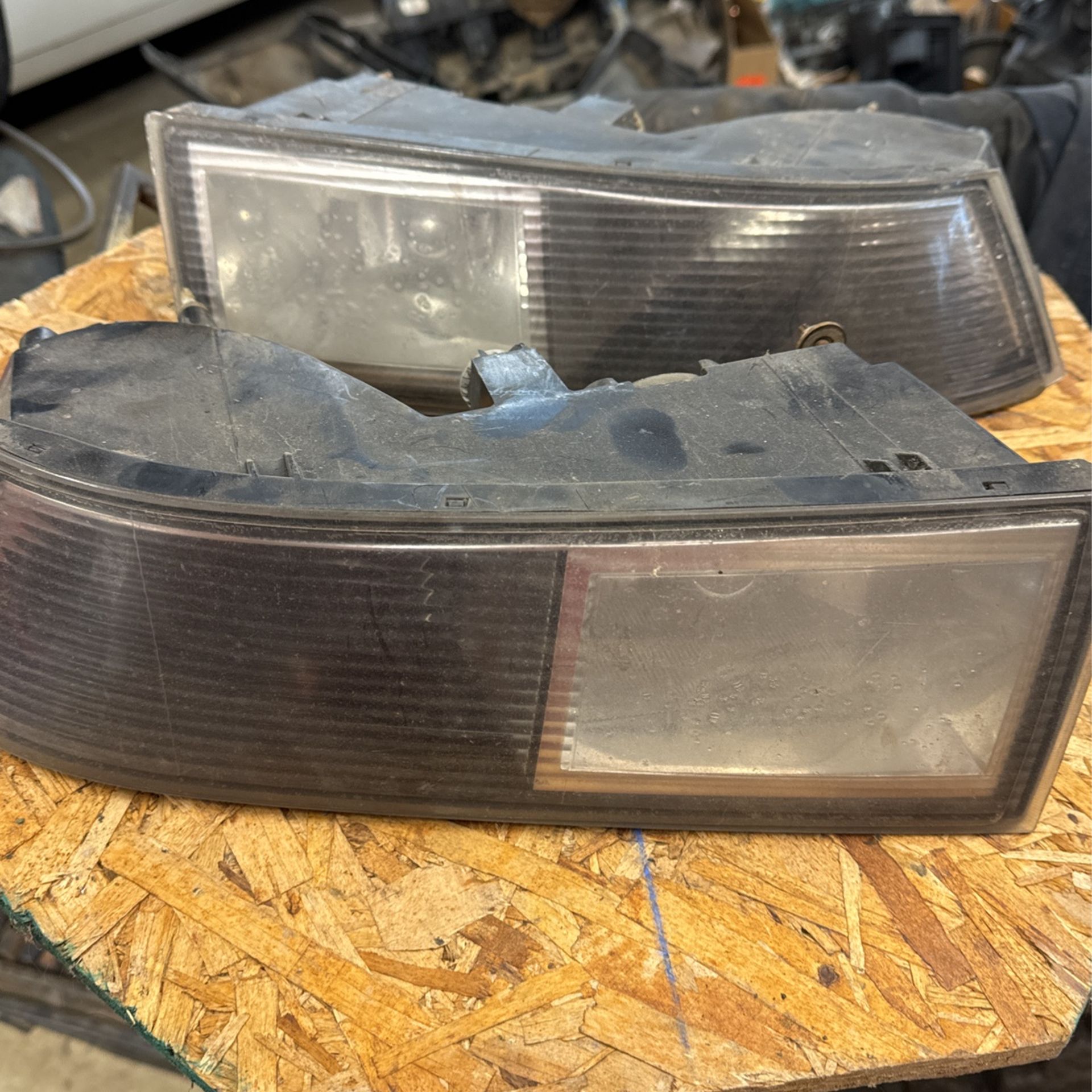 08 Escalade Fog Lamps