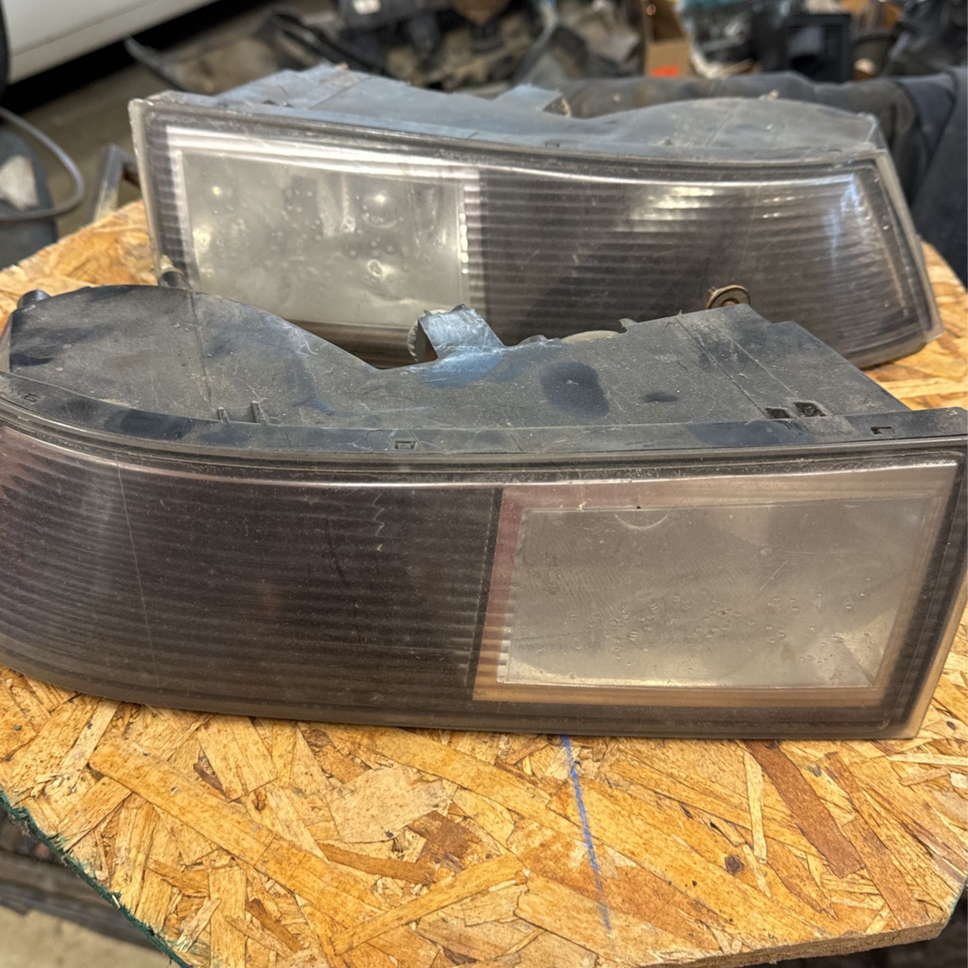 08 Escalade Fog Lamps