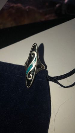 Native American Style Silver Ring With Blackstone And Turquoise Chip Inlay 
