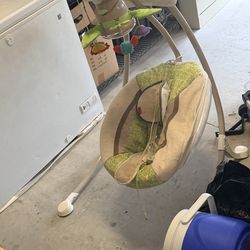 Baby Swing Fischer Price