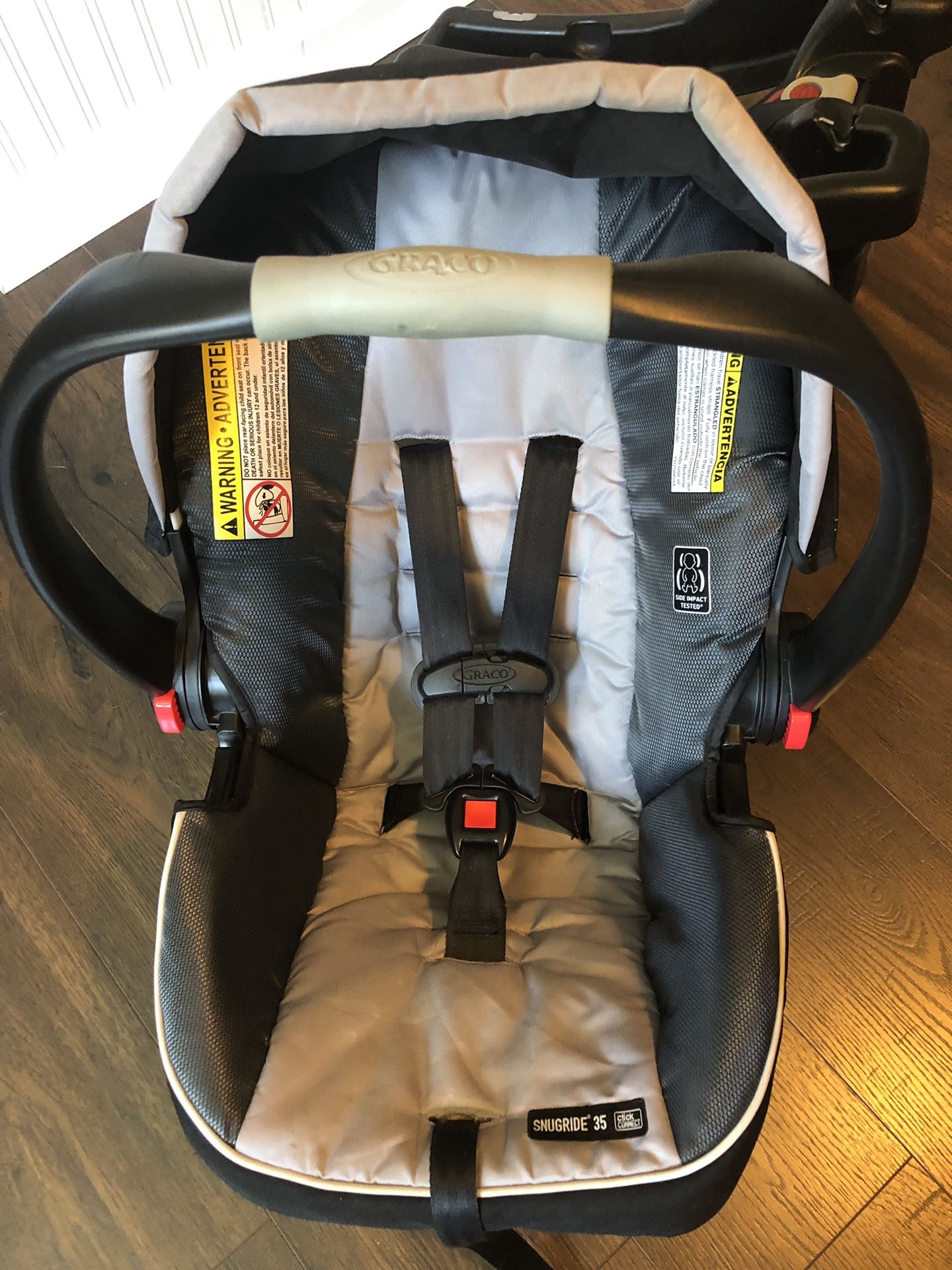 Graco SnugRide 35 Infant Car Seat w/2 bases for Sale in Camby, IN OfferUp