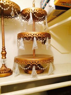 Opulent cupcake stand