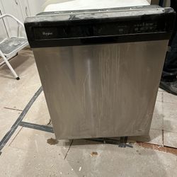 Whirlpool Stainless Steel Dishwasher – Black Control Panel – Works Great Just Dusty  NEED GONE ASAP