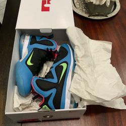 New Nike LeBron 9 South Coast Size 11 — DO5838-001