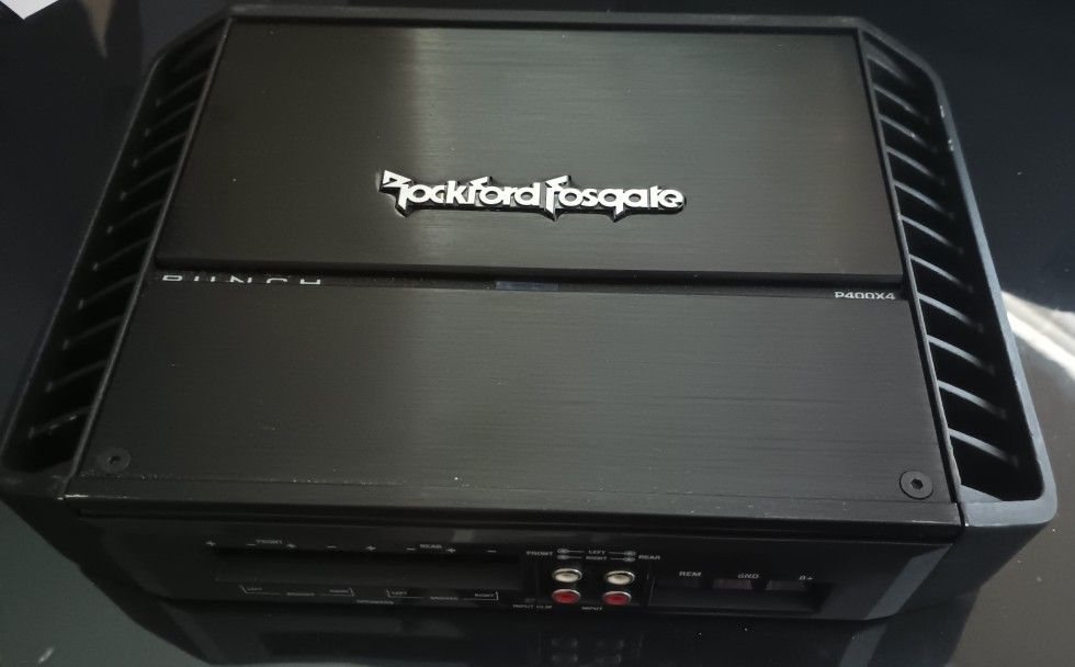 Rockford Fosgate Amp