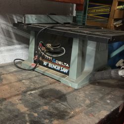 Bench Saw 10 “ Delta 