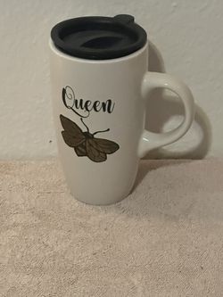 Queen Bee Tall Coffee Mug - Lid Included