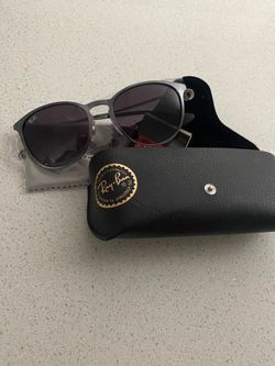 Women’s RayBans