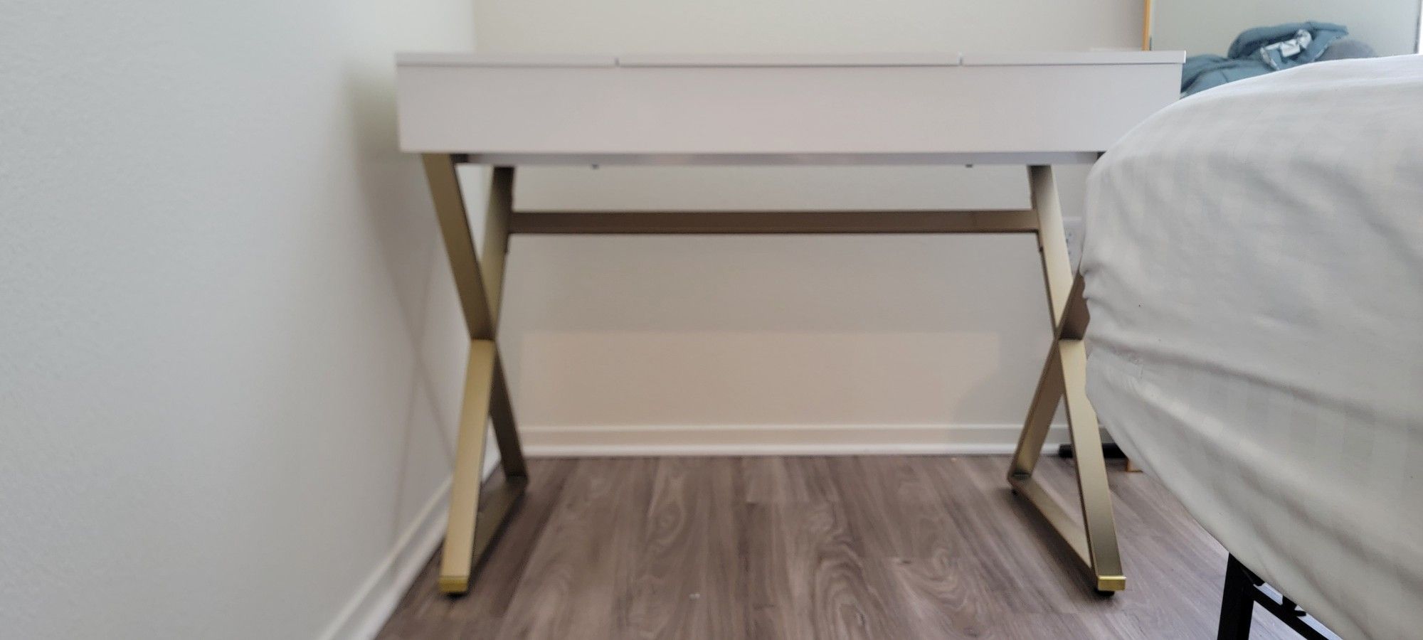 Beautiful Mirrored Vanity