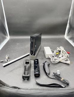 BLACK Wii Console Bundle Remote Nunchuk av ac power cabled