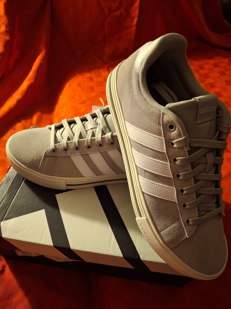 adidas Daily 4.0 Men's Size 10 Women's Size 11  IF4504  New