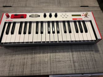 Alesis Micron Analog Modeling Synthesizer Keyboard