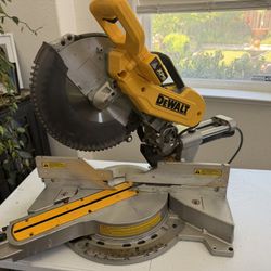 Dewalt Compound Miter Saw