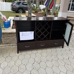 Accent Cabinet With Wine Rack