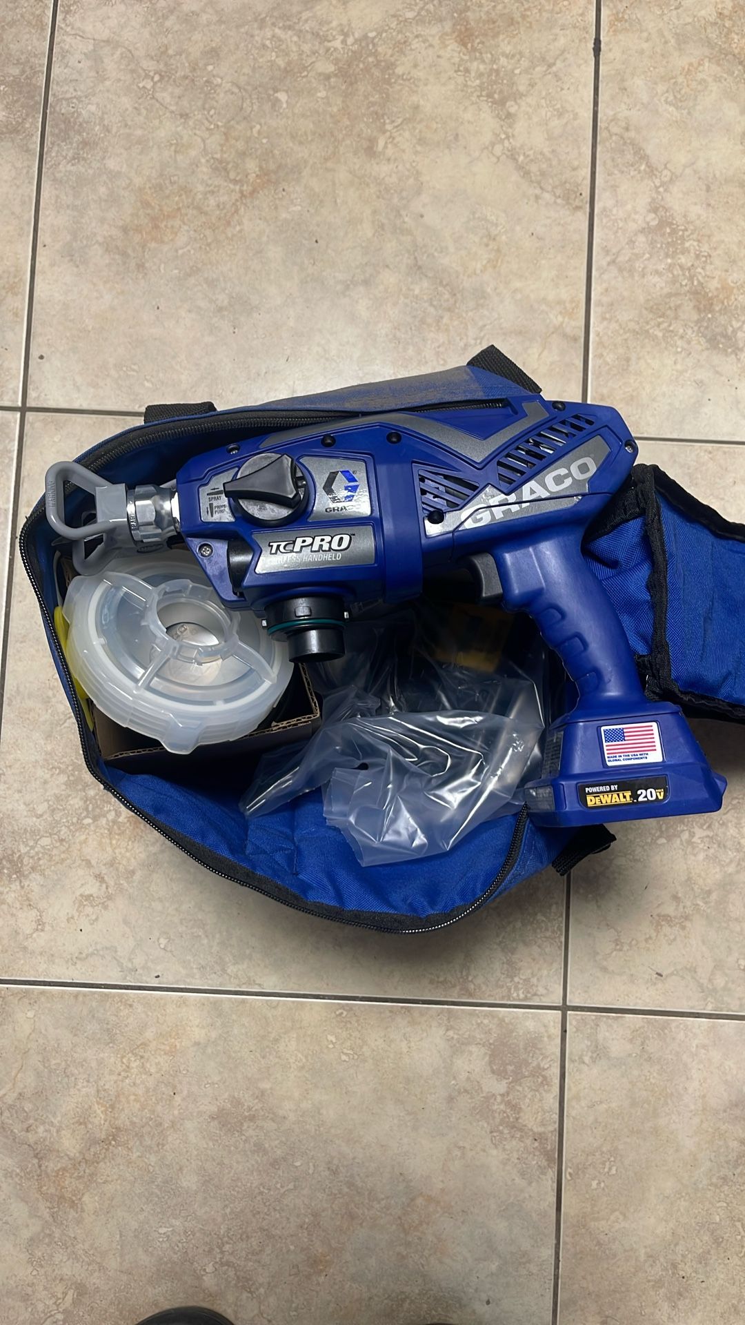 Brand New Graco Dewalt Spray Gun