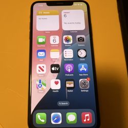 iPhone XS Max 64gn unlocked sold as is
