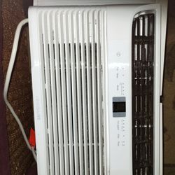 8000 Btu Frigidaire Air Conditioners 