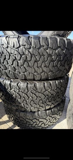 LT285/75R16 10 ply 2 used tires BFG KO2