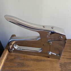 Staple Gun