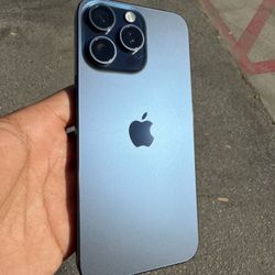 FACTORY UNLOCKED APPLE IPHONE 15 PRO MAX 256GB