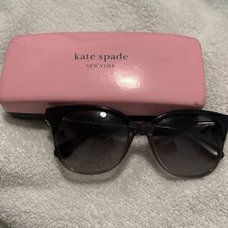 Kate Spade sunglasses with case