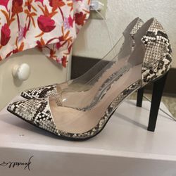 Kylie Jenner Pointed Heels 