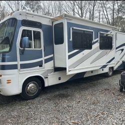 2004 Damon Challenger 348