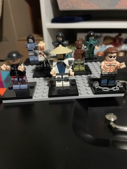 Lot Of 8 Mortal Kombat Mini Figures