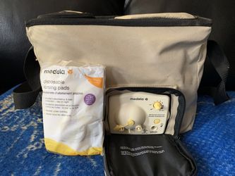Medela Breast Pump (read Description)